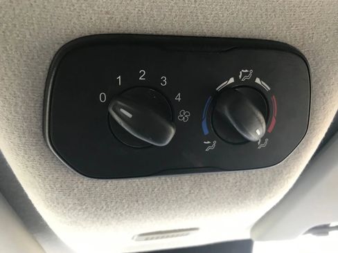 Used 2016 Ford Transit 350 XL image 26