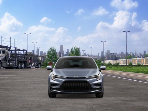 New 2026 Toyota Corolla SE image 2