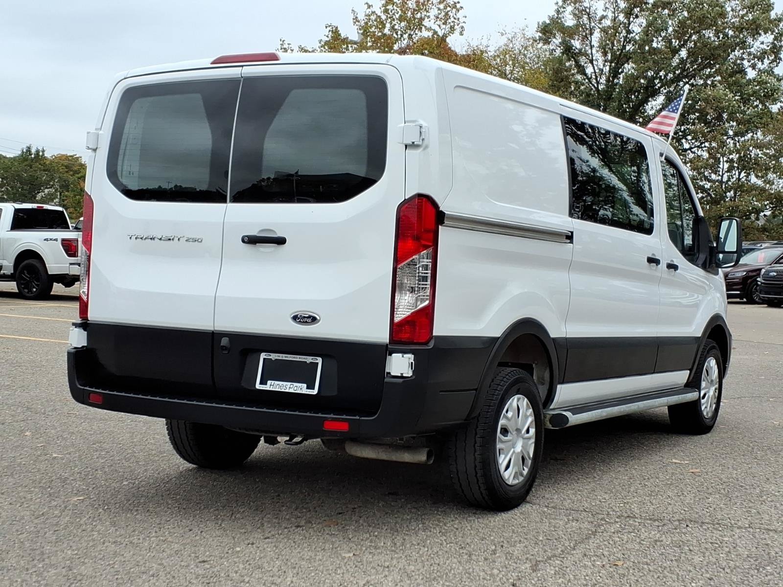 Used 2025 Ford Transit 250 Low Roof w/ Exterior Upgrade Package RWD image 7
