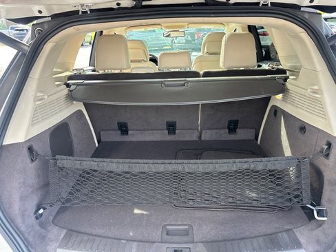Used 2019 Lincoln MKC Reserve w/ MKC Climate Package AWD/4WD image 9