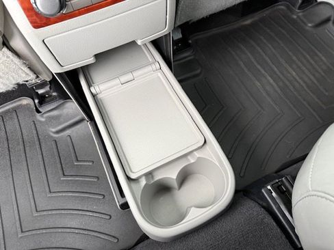 Used 2011 Toyota Highlander Limited image 39