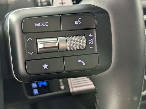 Used 2025 Hyundai Santa Fe XRT image 17