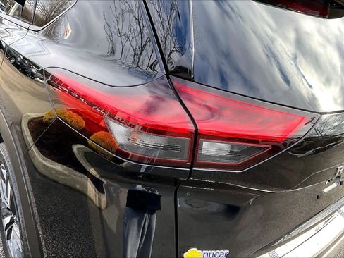 Used 2023 Nissan Rogue Platinum w/ Platinum Premium Package image 33