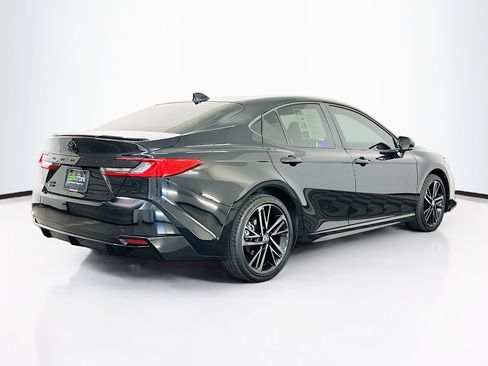 Used 2025 Toyota Camry XSE image 9