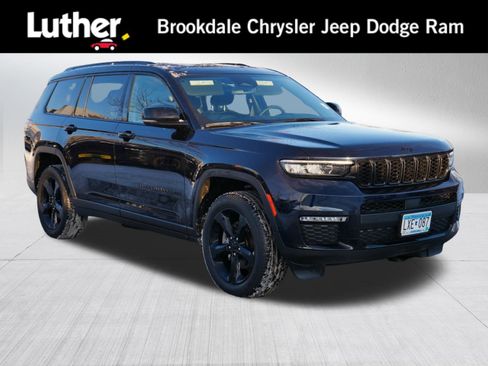 Used 2024 Jeep Grand Cherokee L Limited w/ Black Appearance Package image 1