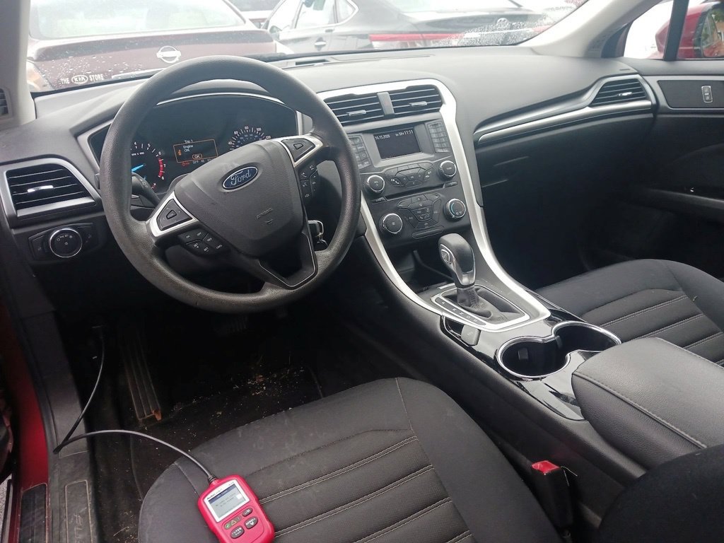 Used 2014 Ford Fusion SE FWD image 9