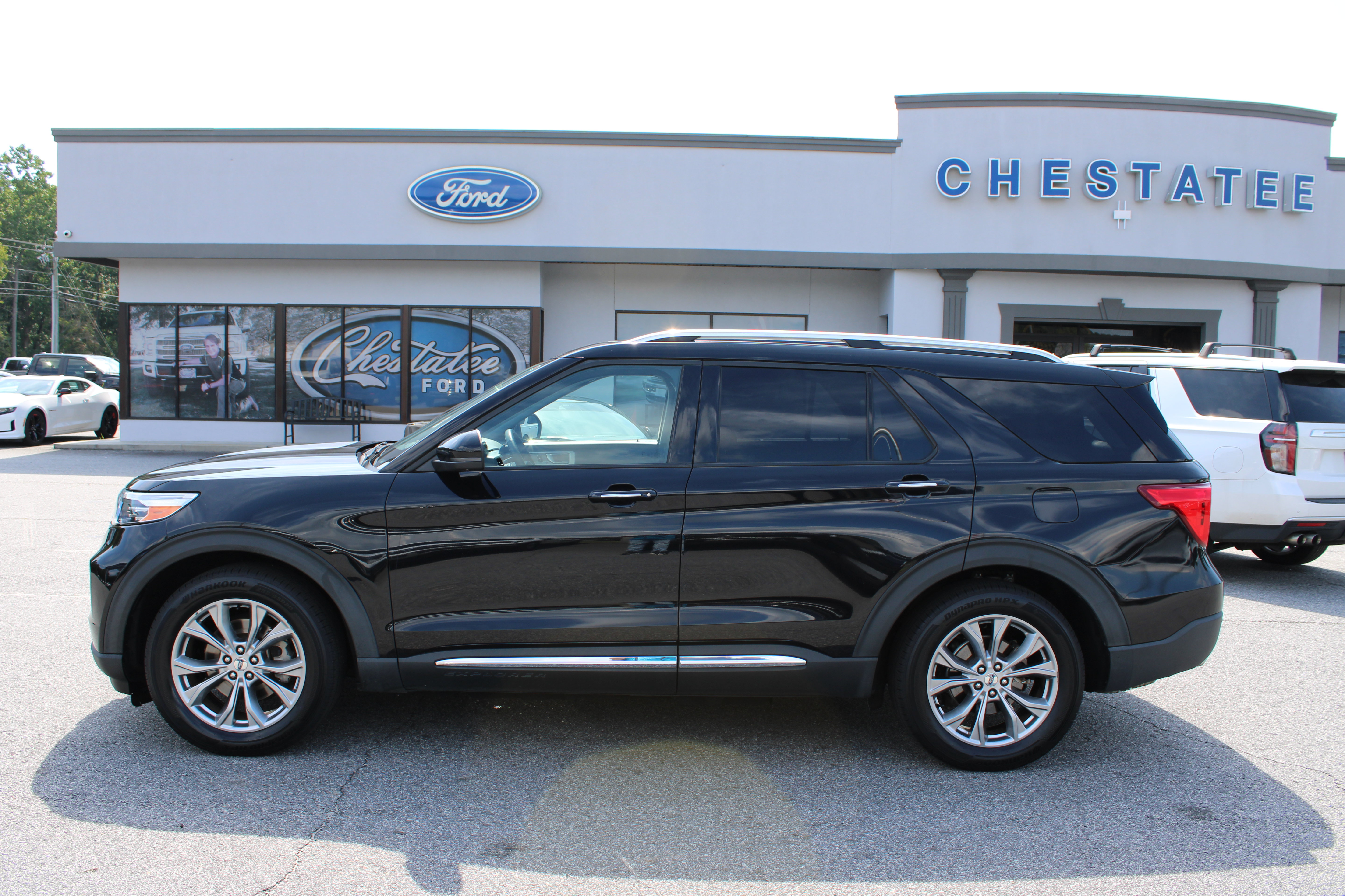 Used 2021 Ford Explorer Limited w/ Equipment Group 301A RWD image 1