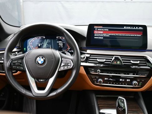 Used 2023 BMW 540i xDrive w/ Premium Package AWD/4WD image 11
