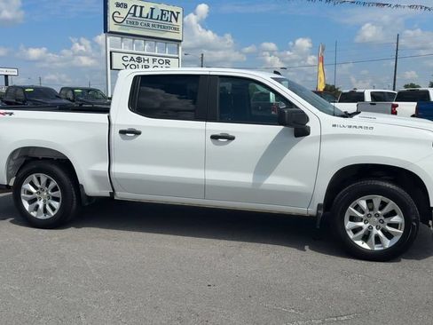 Used 2024 Chevrolet Silverado 1500 Custom AWD/4WD image 8