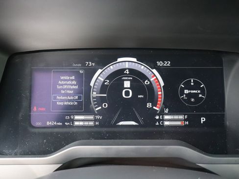 Used 2025 Toyota Tundra Limited AWD/4WD image 16