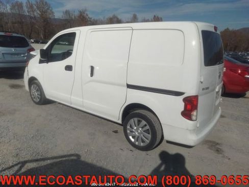 Used 2019 Nissan NV200 SV w/ Back Door Glass Package image 4