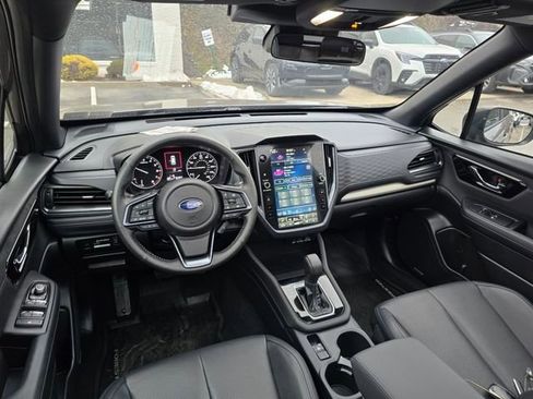 Used 2025 Subaru Forester Limited image 11