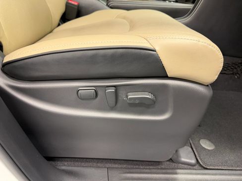 Used 2021 INFINITI QX80 Premium Select w/ Cargo Package image 16