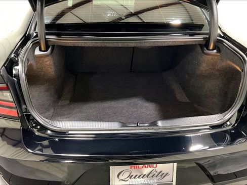 Used 2022 Dodge Charger R/T w/ Plus Group RWD image 38