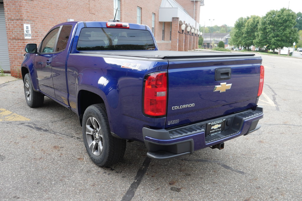 Used 2015 Chevrolet Colorado Z71 AWD/4WD image 5