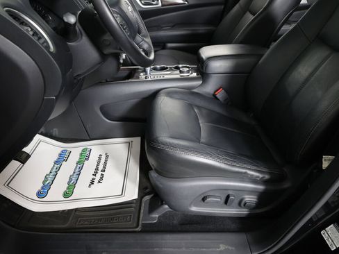 Used 2014 Nissan Pathfinder SL image 13