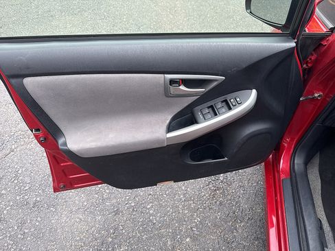 Used 2013 Toyota Prius Two FWD image 25