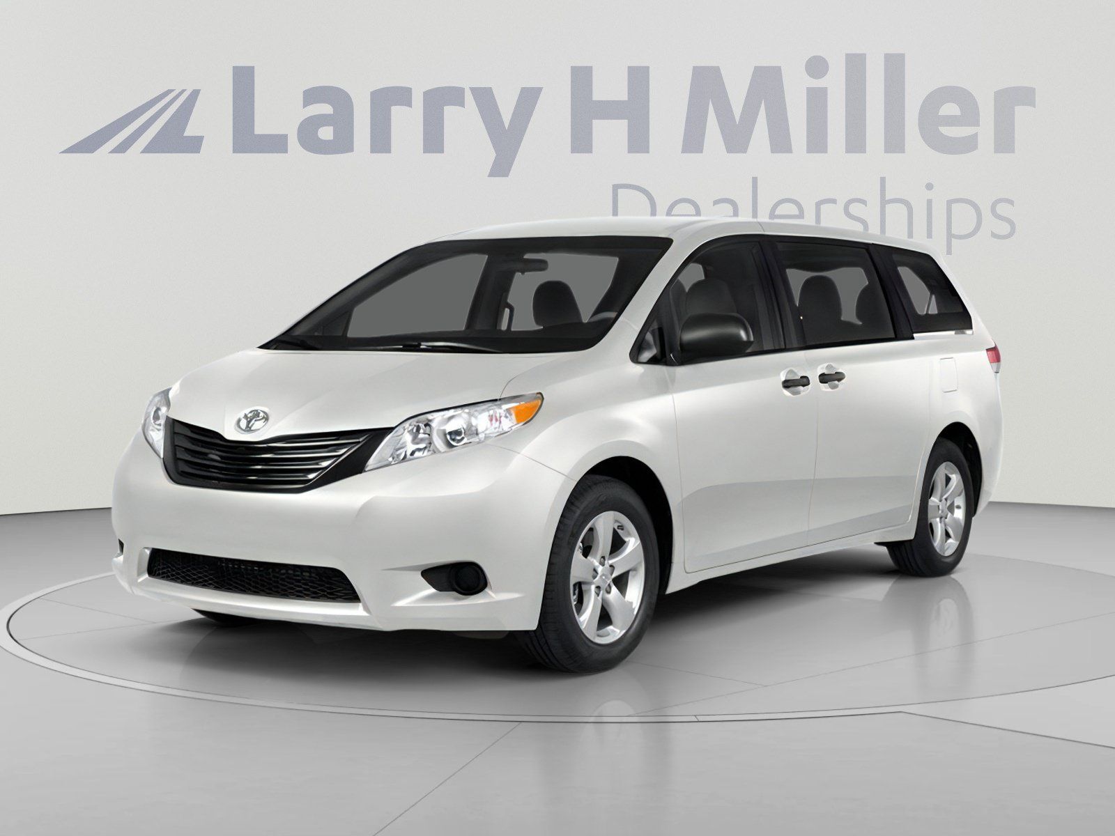 Used 2014 Toyota Sienna LE FWD image 1