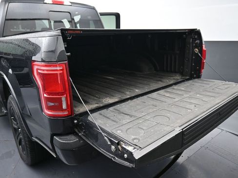Used 2015 Ford F150 Platinum w/ Equipment Group 701A Luxury image 17