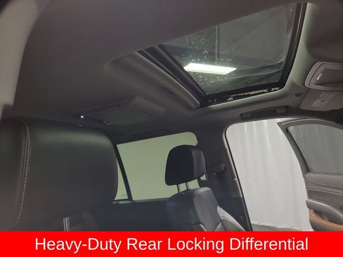 Used 2015 Chevrolet Tahoe LTZ AWD/4WD image 27