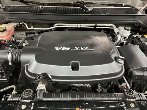 Used 2018 Chevrolet Colorado ZR2 AWD/4WD image 30