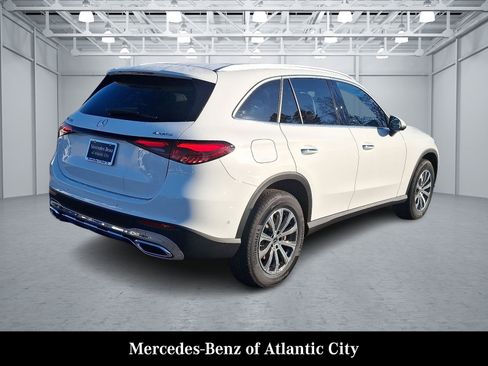 New 2026 Mercedes-Benz GLC 300 4MATIC image 4