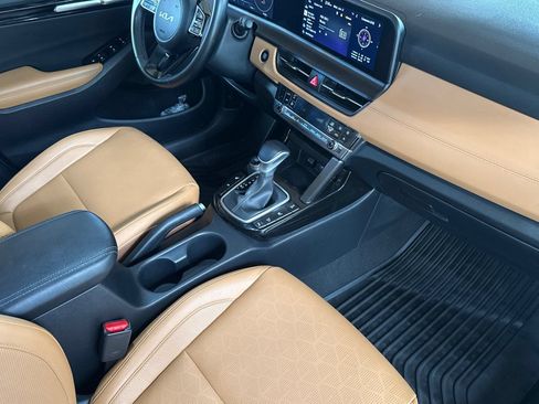 Used 2025 Kia Seltos EX w/ EX Sunroof Package AWD/4WD image 16