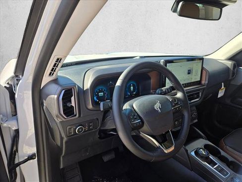 New 2025 Ford Bronco Sport Outer Banks image 3