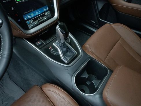 Certified 2025 Subaru Outback Touring w/ Tech Package 3 AWD/4WD image 10
