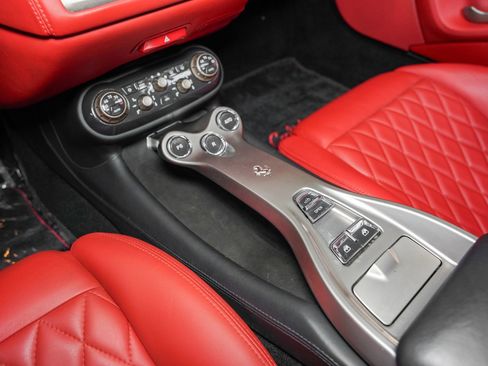 Used 2010 Ferrari California RWD image 45