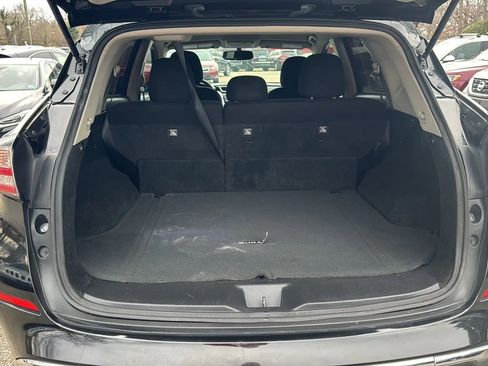 Used 2018 Nissan Murano SV image 14