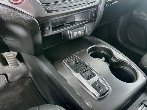Used 2021 Honda Pilot EX-L image 24