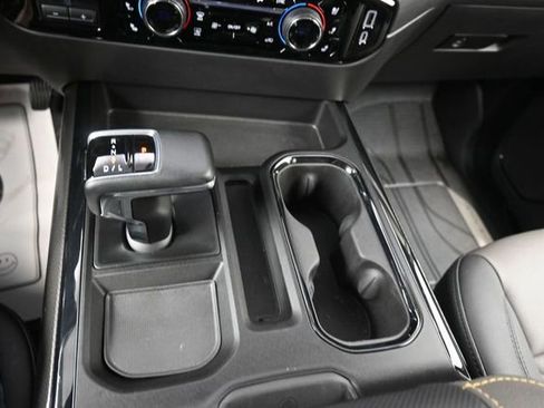 Used 2023 Chevrolet Silverado 1500 ZR2 AWD/4WD image 7
