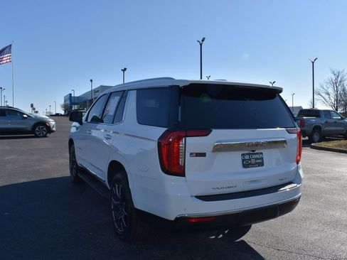 Used 2021 GMC Yukon SLT w/ SLT Premium Package image 5