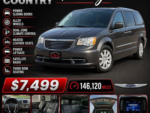 Used 2016 Chrysler Town & Country Touring w/ Driver Convenience Group FWD image 1