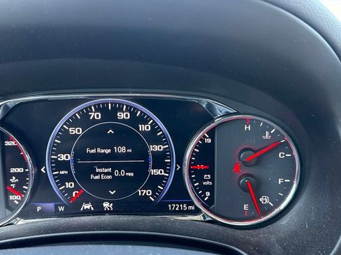 Used 2024 GMC Terrain Denali w/ Denali Premium Package AWD/4WD image 13