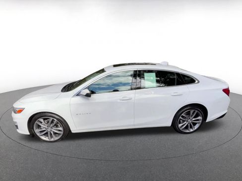 Used 2024 Chevrolet Malibu LT image 9