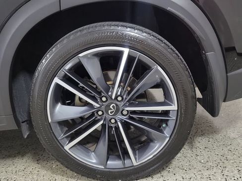 Certified 2025 INFINITI QX55 Essential AWD/4WD image 9