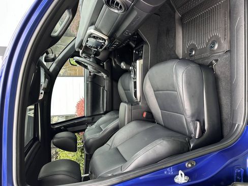 Used 2022 Toyota Tacoma Limited AWD/4WD image 25