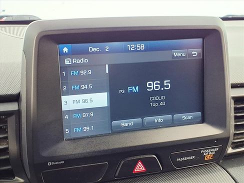 Used 2020 Hyundai Veloster 2.0 image 24