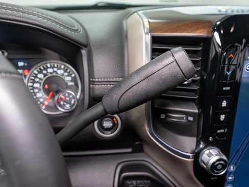 Used 2024 RAM 2500 Laramie image 28