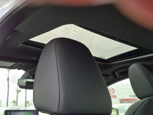 Used 2022 Lexus IS 350 F Sport image 20