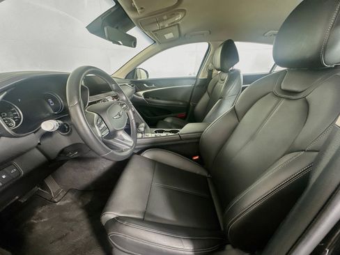 Used 2026 Genesis G70 2.5T RWD image 13