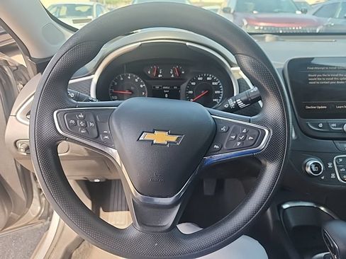 Used 2024 Chevrolet Malibu LT FWD image 20