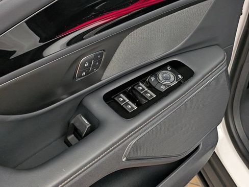 Certified 2024 Lincoln Nautilus Premier w/ Jet Appearance Package AWD/4WD image 16