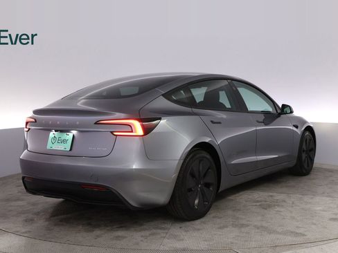 Used 2025 Tesla Model 3 Long Range RWD image 3