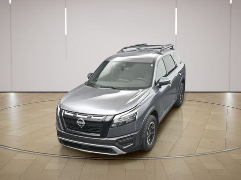 Certified 2025 Nissan Pathfinder Rock Creek AWD/4WD image 31