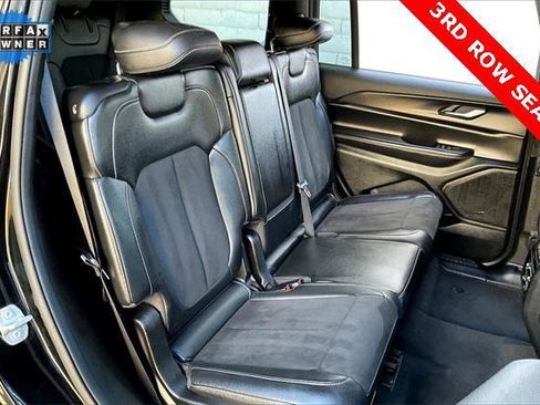 Certified 2024 Jeep Grand Cherokee L Laredo image 26