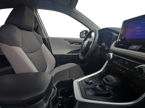 Certified 2025 Toyota RAV4 XLE AWD/4WD image 16
