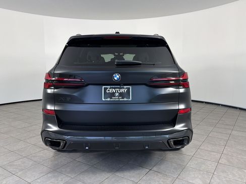Used 2024 BMW X5 xDrive40i w/ M Sport Package AWD/4WD image 10